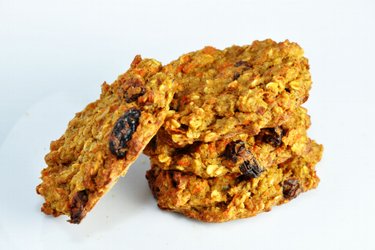 Carrot and Apple Fit Cookies or Bread without Flour, Sugar and Fat