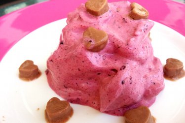 Protein Fruit Mousse with Yogurt Drops