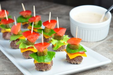 Diet Mini Burgers with Delicious Dressing