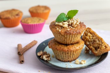 Healthy carrot muffins (from spelt flour)